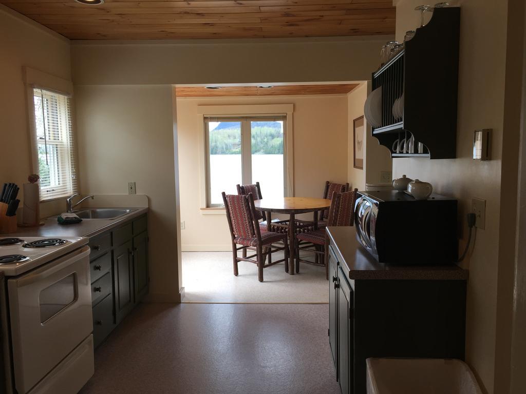 Willoughvale Inn Westmore Newport Chambre photo